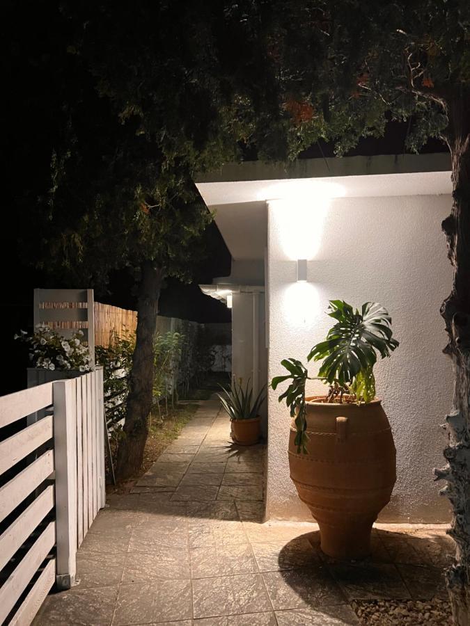 Apartamento Under The Vine Garden House Platánion Exterior foto